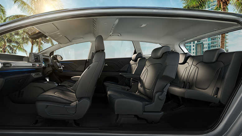 Side view of the inside of the Hyundai Stargazer