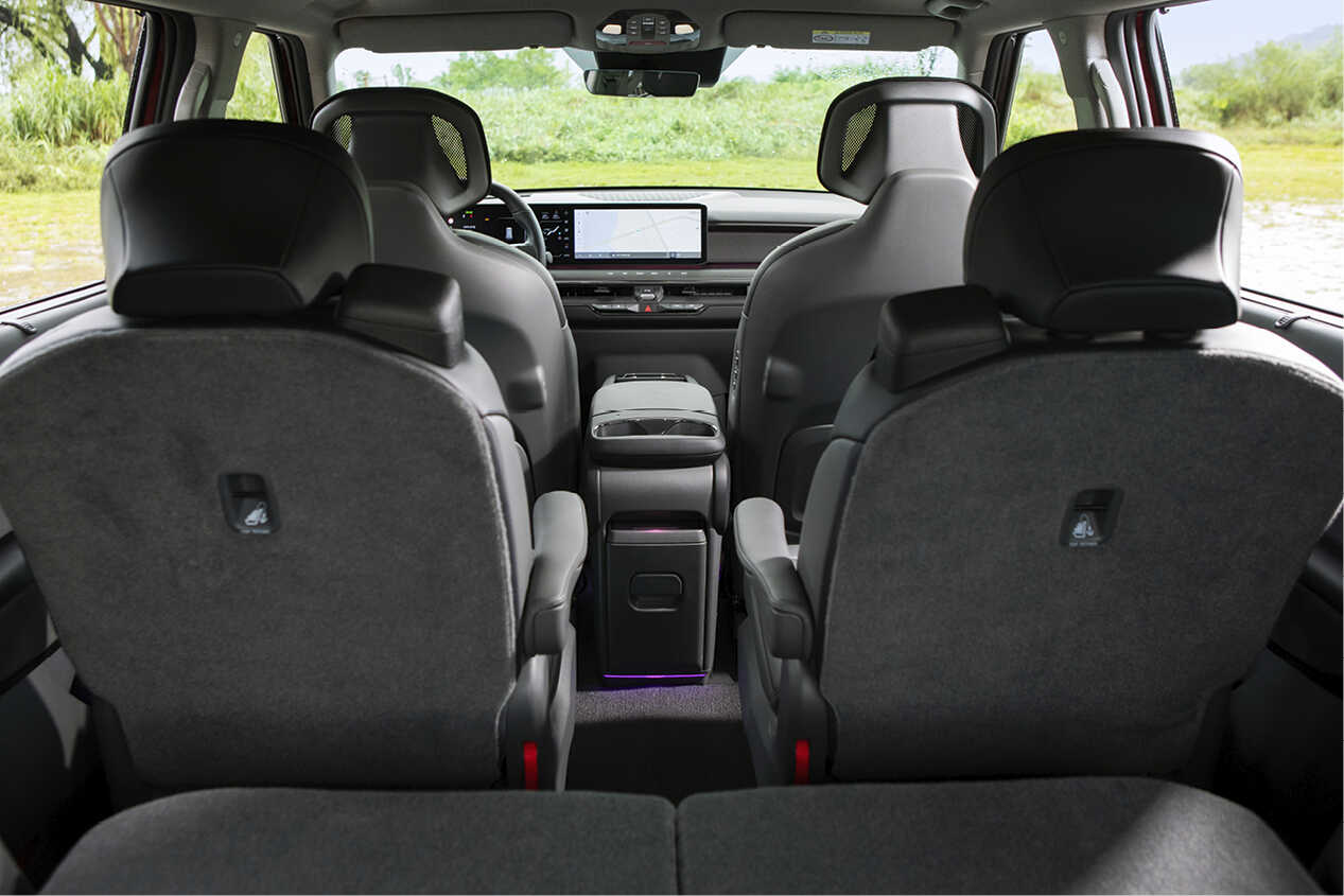The interior of the EV9 seen from the tailgate