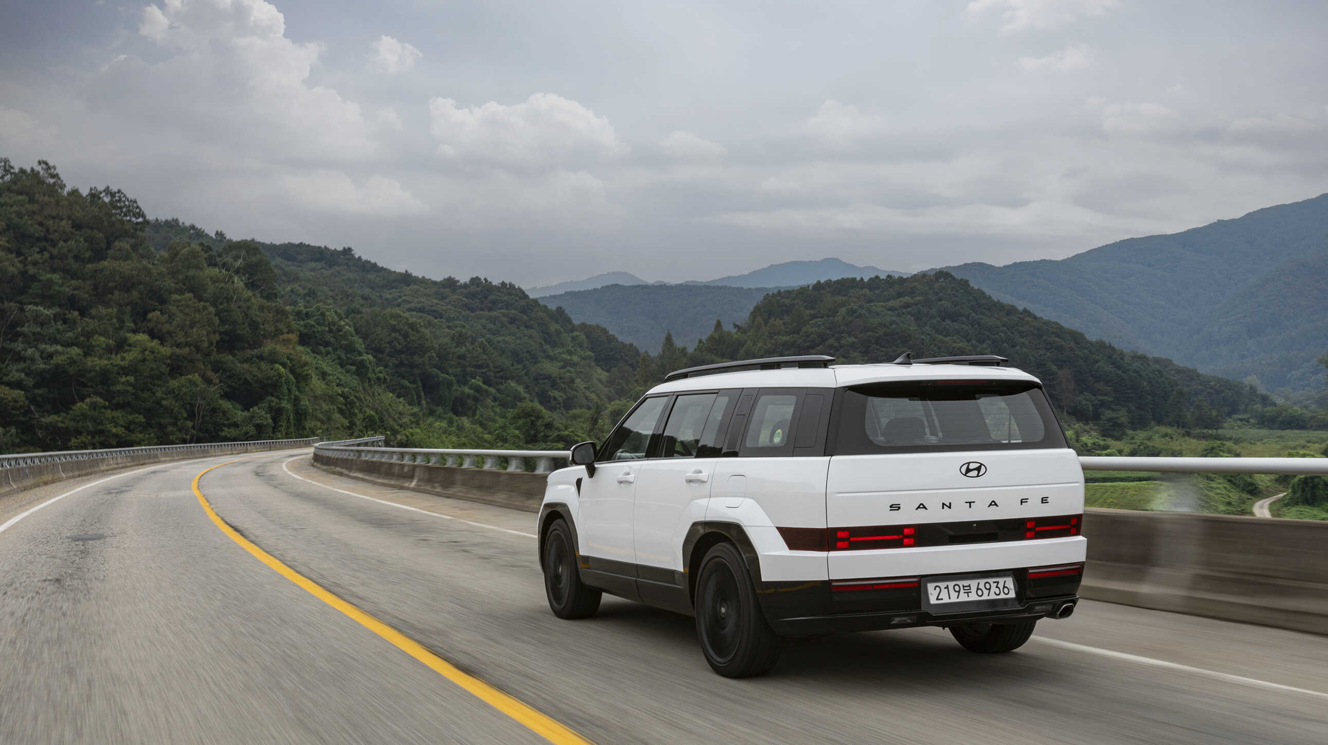 Rear view of The All New Santa Fe in operation