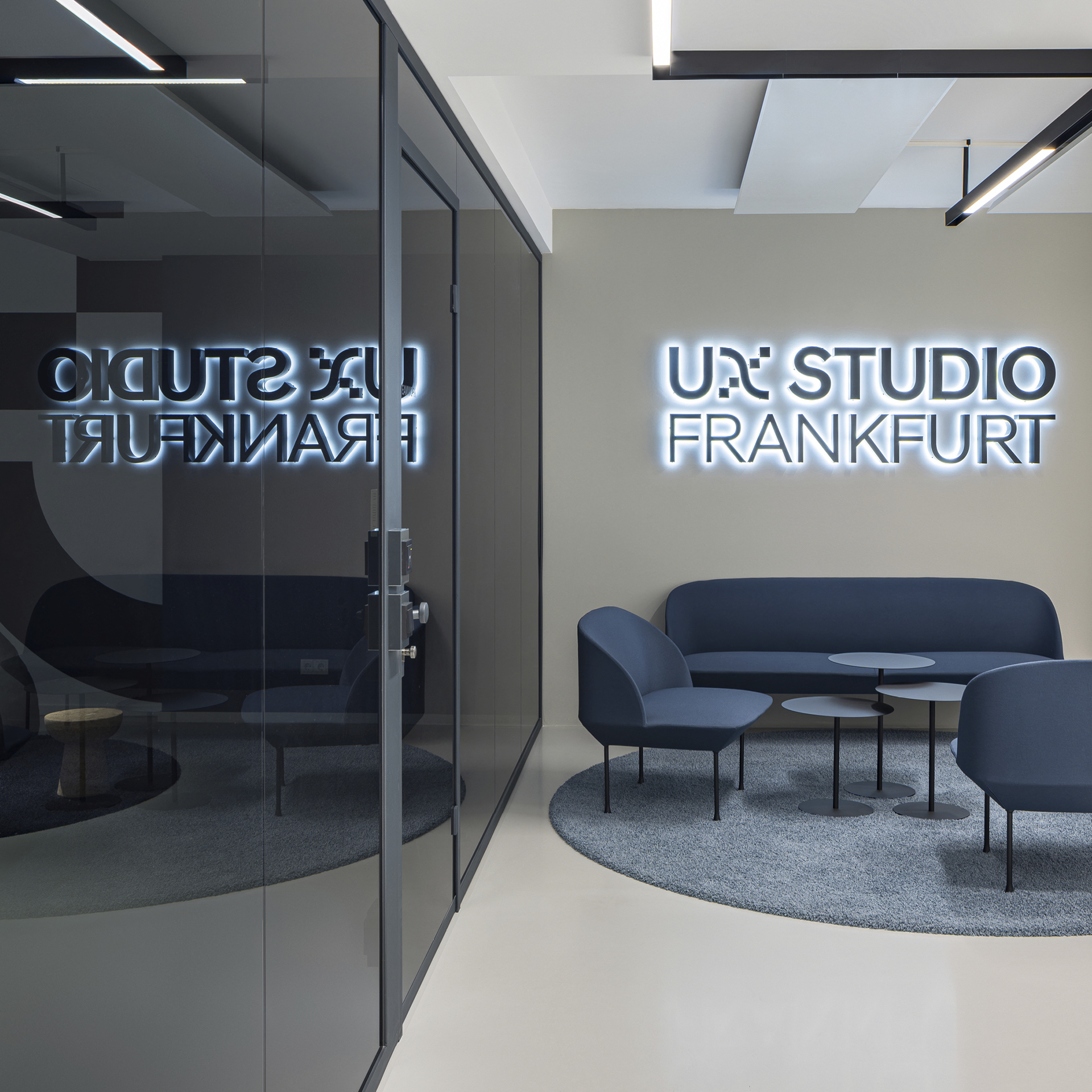 현대자동차그룹 UX 스튜디오 프랑크푸르트의 출입구 모습
