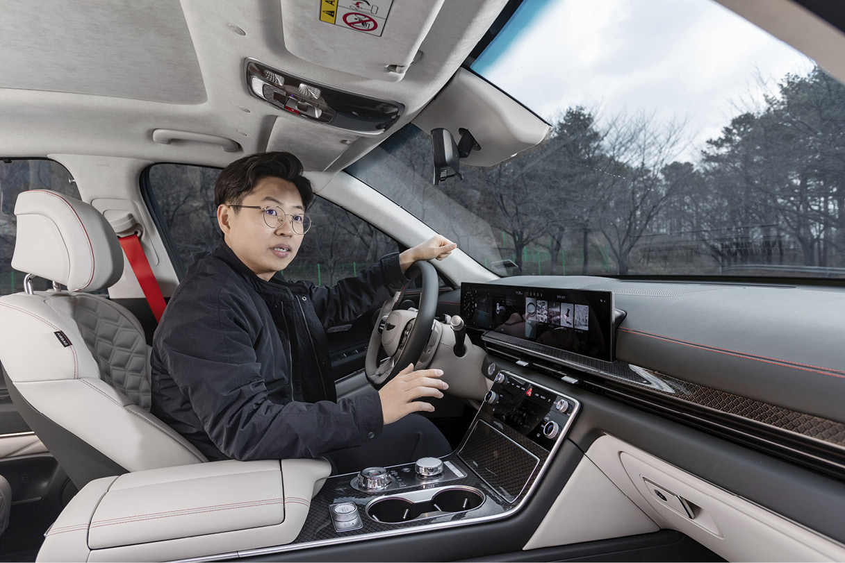 Researcher Explains Genesis GV80 Coupe