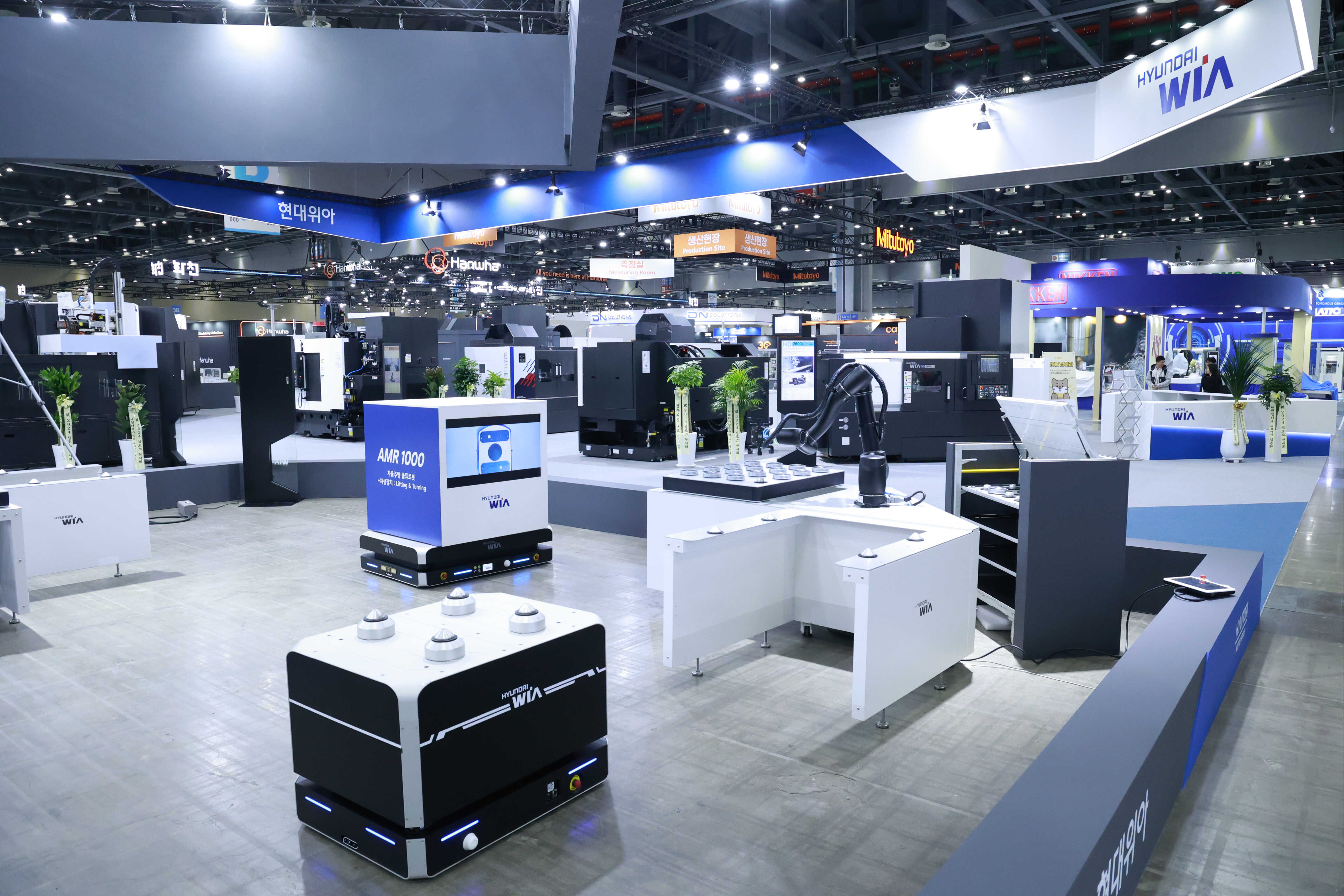 Hyundai WIA Booth at the Production and Manufacturing Technology Exhibition