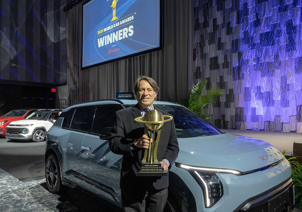 Kia EV3 Wins 2025 World Car of the Year(1)