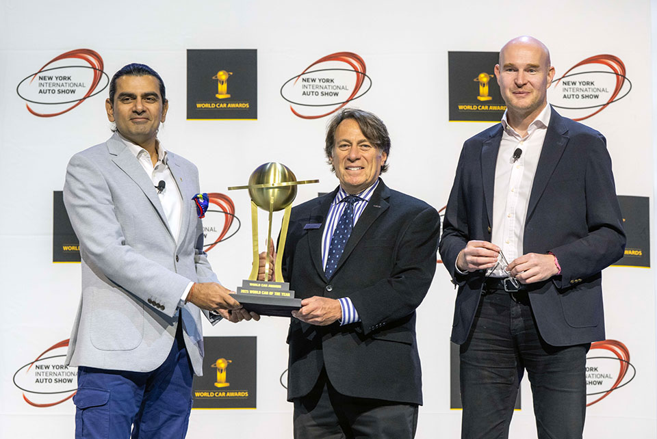 Kia EV3 Wins 2025 World Car of the Year(2)