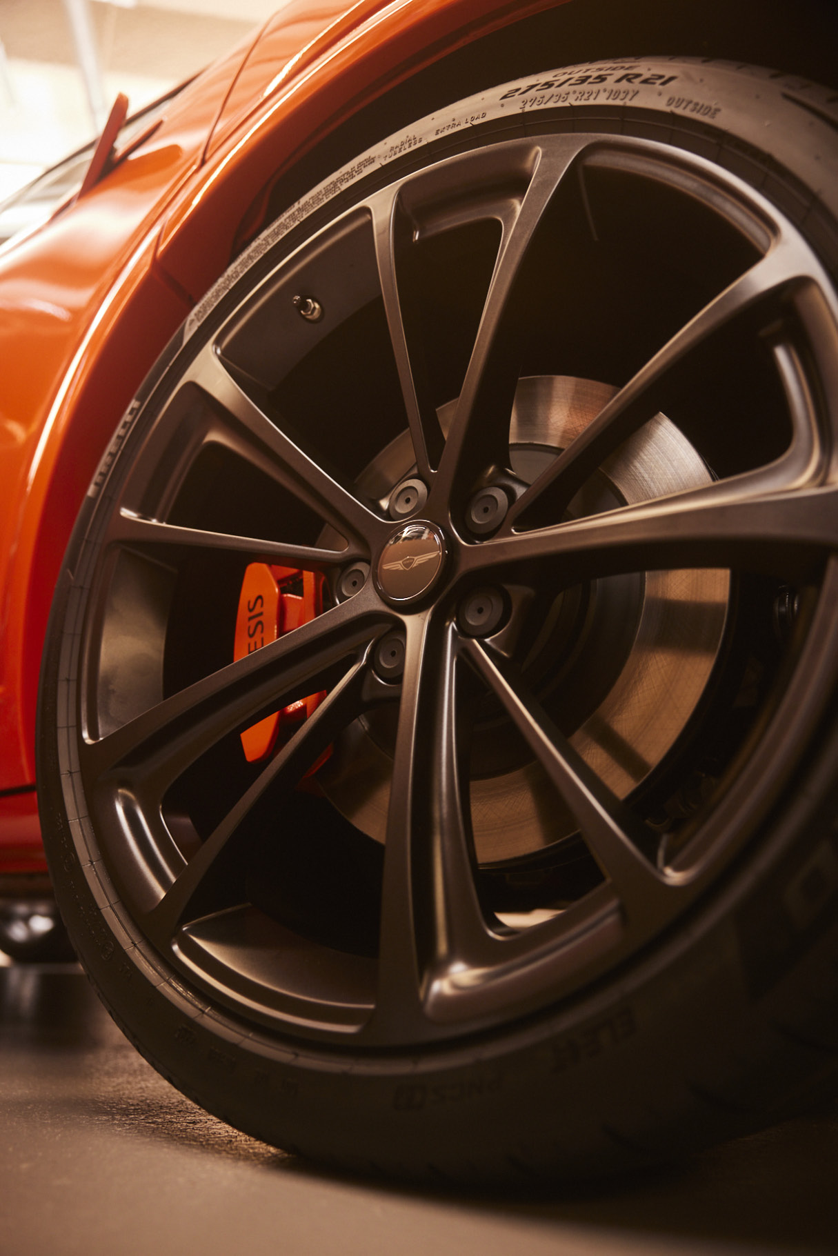 Genesis GV60 Magma's Wheel View