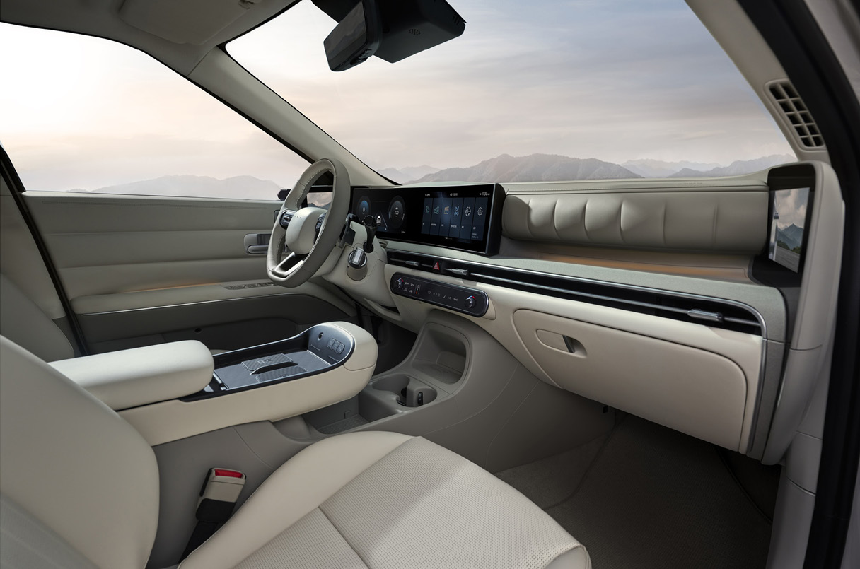 a picture showing the interior of a vehicle