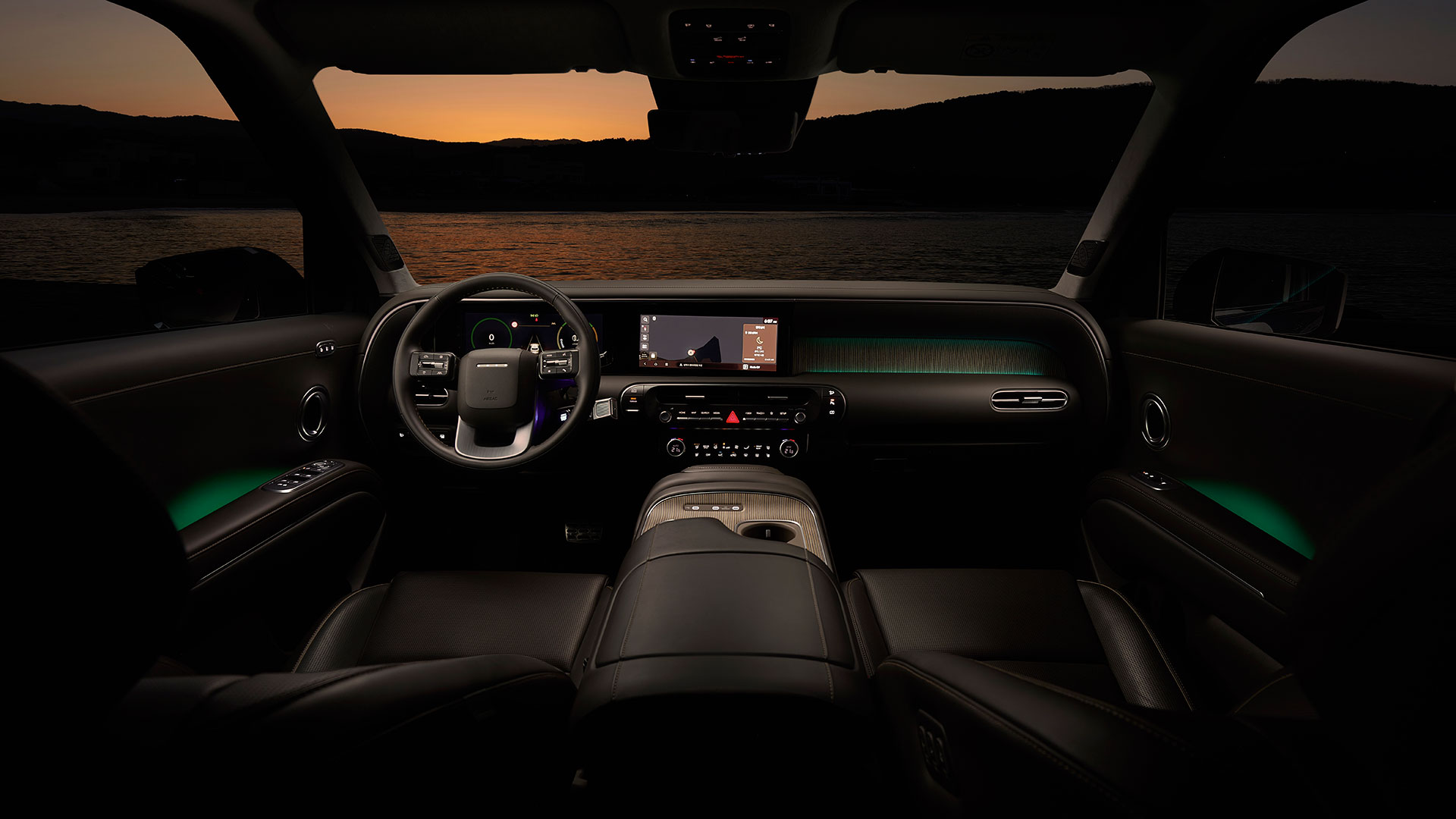 The all-new PALISADE Hybrid carries the journey onward with quiet continuity (6)