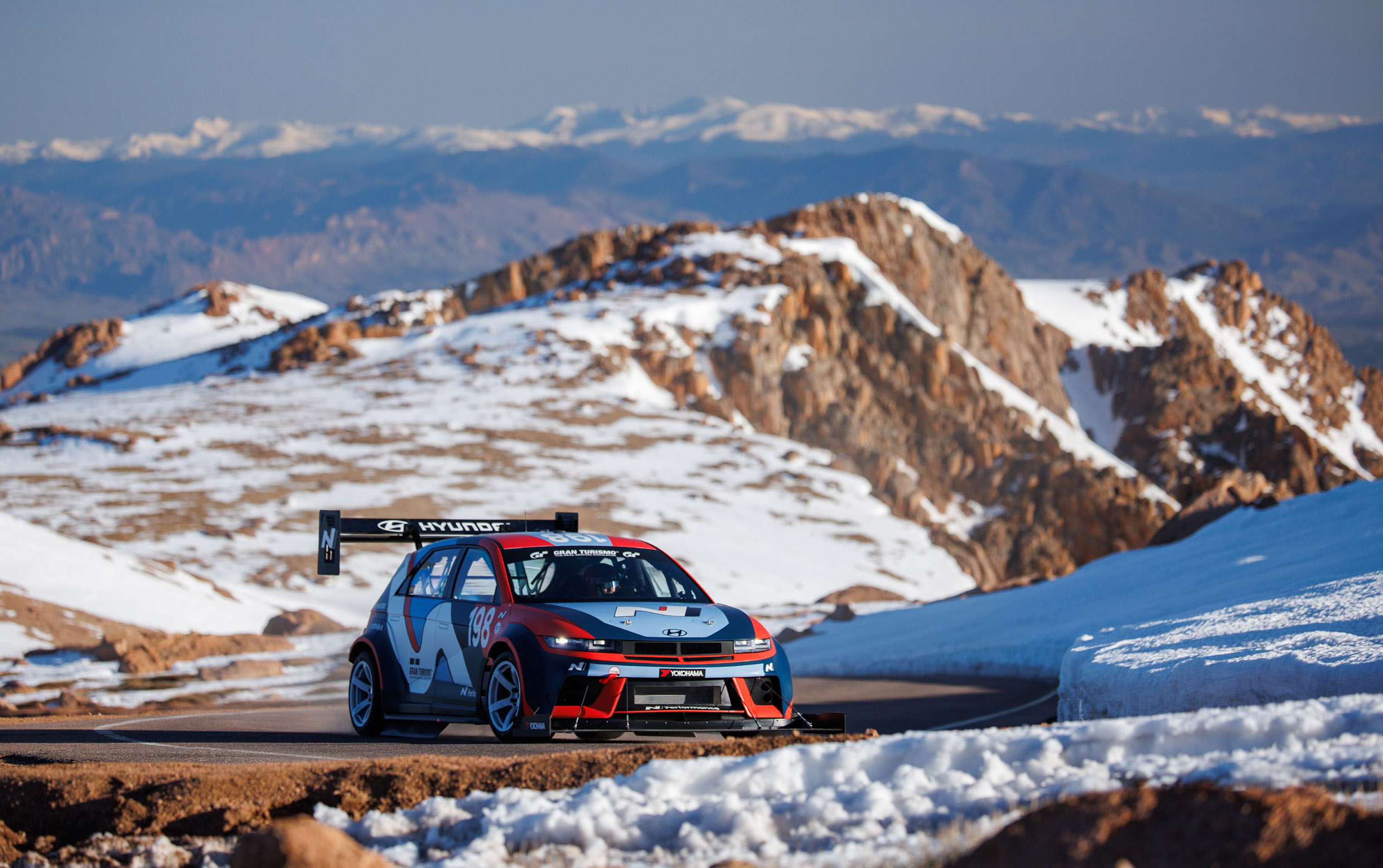 현대자동차 아이오닉 5 N 기반의 스페셜 튜닝 모델인 아이오닉 5 N TA 스펙의 모습