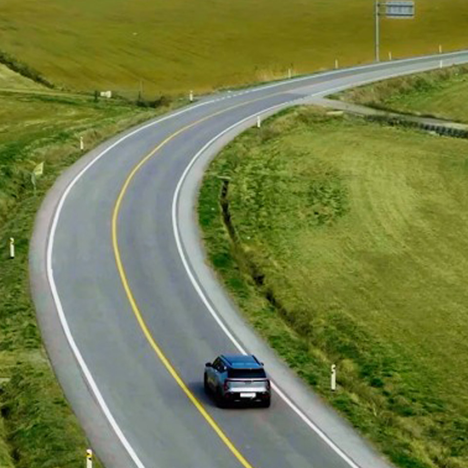 Kia Seltos Hybrid: A Spring Drive Moment