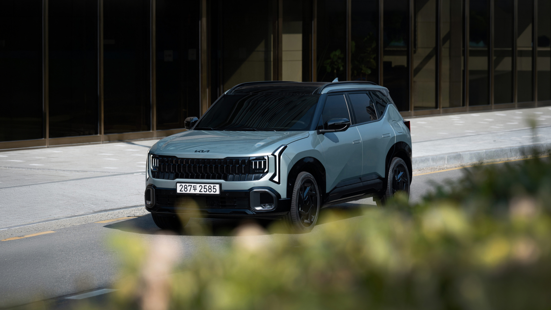 The Kia Seltos X-Line adds a bold, sporty edge to everyday driving.
