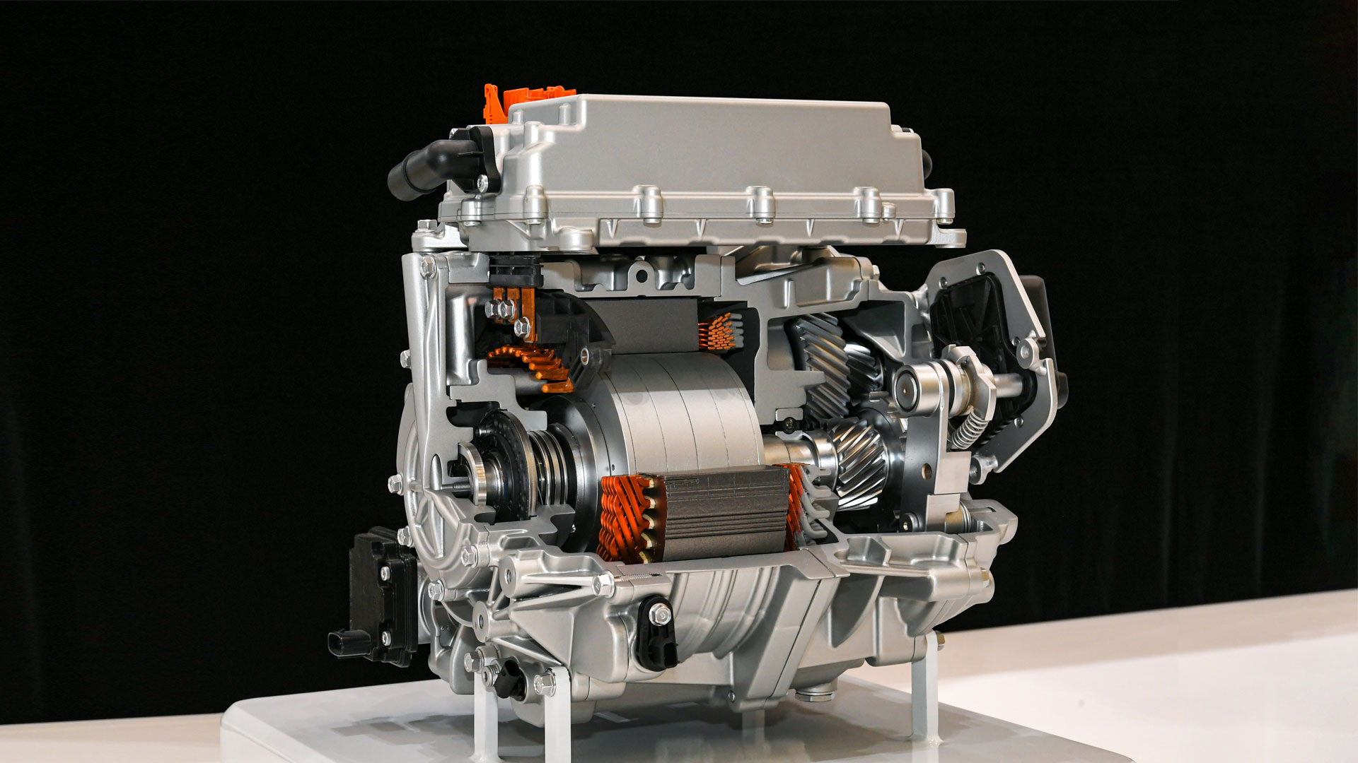 Hyundai Mobis Develops Power Electric Systems Ready to All EV Models - main