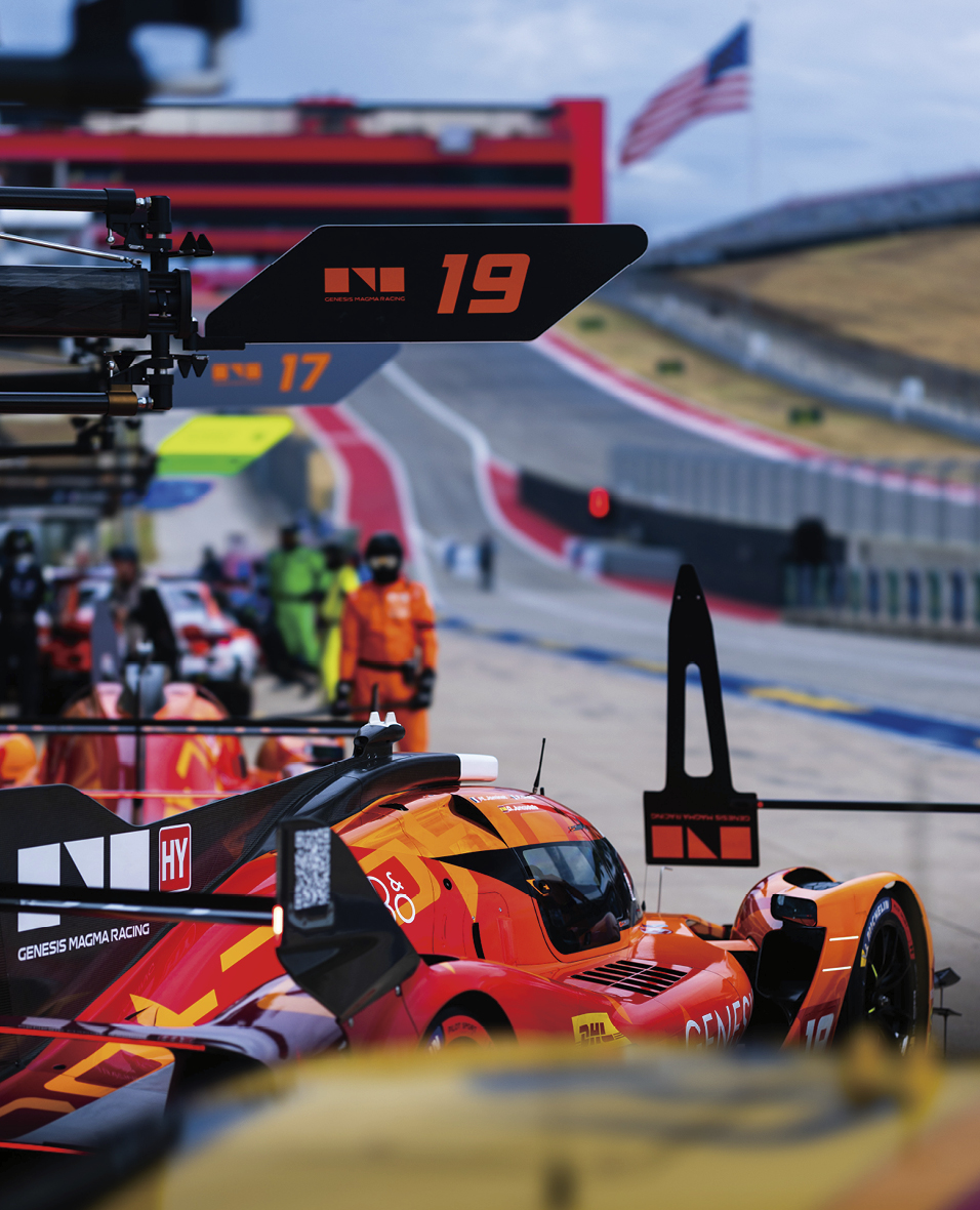 Genesis Magma Racing preparing for a race