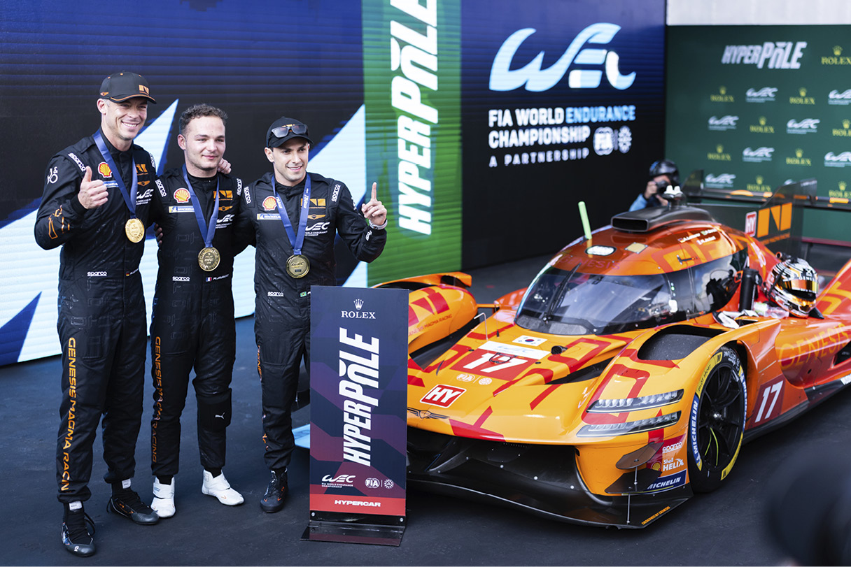 Genesis Magma racing in pole position